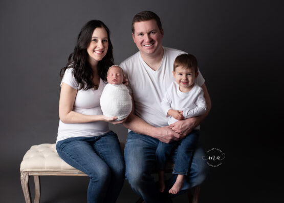 Michigan newborn photographer Melissa Anne Photography family with new baby and toddler