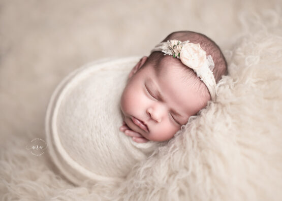 Michigan newborn photographer Melissa Anne Photography fallen potato sack pose ivory knit wrap