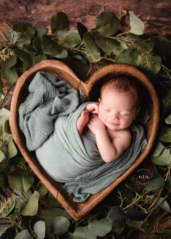 Michigan newborn photographer Melissa Anne Photography wood heart bowl newborn prop