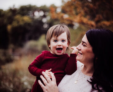 Metro-Detroit-family-photographer-Melissa-Anne-Photography-mother-and-baby-outdoor-fall-session