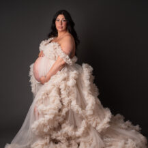 Troy Michigan maternity photographer Melissa Anne Photography maternity session in studio with neutral tulle maternity gown