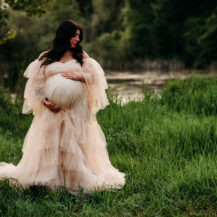 Troy Michigan maternity photographer Melissa Anne Photography summer park photo session tulle couture maternity gown